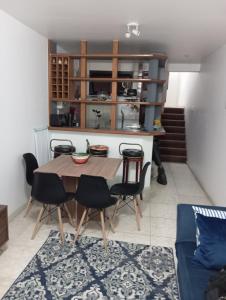 Kuchyň nebo kuchyňský kout v ubytování Residencial com Serviço