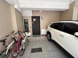 TEN HOUSE或附近騎腳踏車