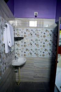 Koupelna v ubytování srisaisrinivasahomestay