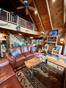 Foto dalla galleria di Ultimate Log Cabin Experience with BREATHTAKING Views a Yonah