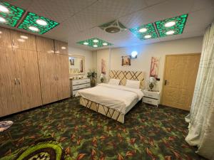 Φωτογραφία από το άλμπουμ του Three-bedroom Urban Retreat with Terrace AQZ Apartments σε Humak