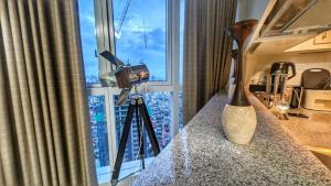 EG Private House -BGC UPTOWN的厨房或小厨房