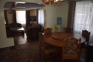 Гостиная зона в Pega Tours Home Stay