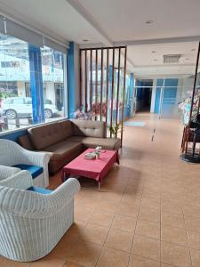 Posezení v ubytování Lalisa Hotel Aonang