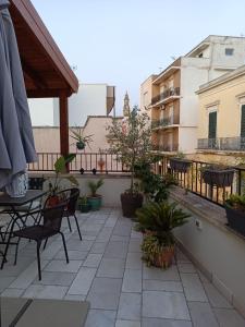 A balcony or terrace at La Casa Di Chia
