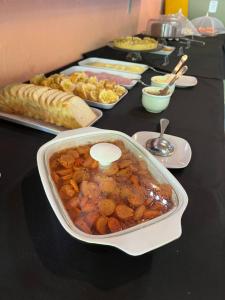 Comida no hotel ou em algum lugar perto