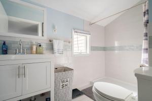 Φωτογραφία από το άλμπουμ του Cozy Condo in Media with Free Parking σε Chester Heights
