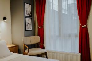 Postel nebo postele na pokoji v ubytování Luxury Inn Grand Residences