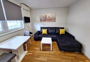 Ruang duduk di Apartman IDEA