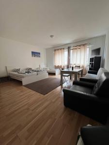 Ein Sitzbereich in der Unterkunft Big Apartments