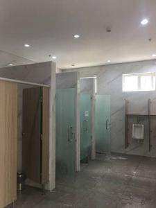 Ένα μπάνιο στο A & Y Staycation