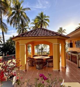 Balkón nebo terasa v ubytování La Villa Linda at Playa Las Tortugas