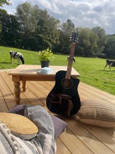 Fotografie z fotogalerie ubytování Shepherds Hut Farm Stay - The Nest v destinaci Mountfield