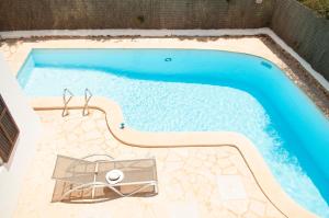 The swimming pool at or close to Villa Solana