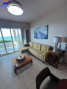 Posezení v ubytování Deco Beach Villa 1 Beachfront
