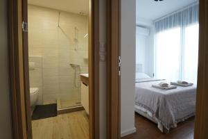 Kamar mandi di NOVA Apartmani