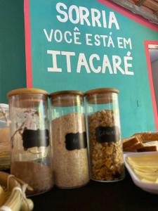 Comida no hotel ou em algum lugar perto