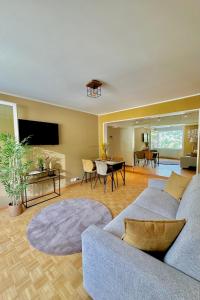 Posezení v ubytování Appartement centre vue lac Léman