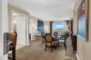 Cozy 1BR MGM retreat with pool and gym