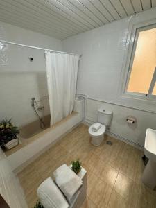 Koupelna v ubytování Hostal Real + 37 fotografií