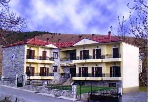 Foto dalla galleria di Megdovas Hotel a Kalyvia