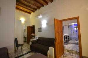A seating area at Il Fascino Di Roma