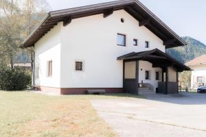 The building in which the holiday home is located