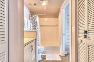 Gallery image of Ocean Trillium 803 - A 1 Bedroom Condo With Beautiful Ocean Views in New Smyrna Beach +23 photos