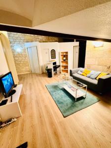 Fotografie z fotogalerie ubytování T2 vue panoramique hyper centre v destinaci Bordeaux