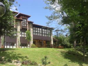 Gallery image of Hotel El Carmen in Ribadesella