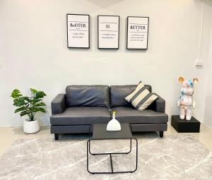Bedter Hotel Phang Nga的休息区