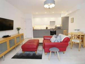Η κουζίνα ή μικρή κουζίνα στο Apartment 3 Trowbridge Rd Bradford on Avon +3 φωτογραφίες