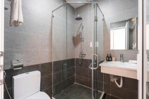 Et badeværelse på Arapang Hotel 2