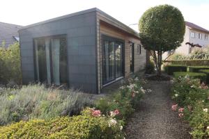 Un jardín fuera de Tinyhouse