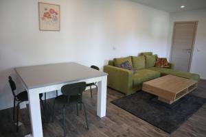 Un lugar para sentarse en Tinyhouse