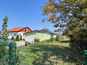 Gallery image of The Little Green House in Petrovec