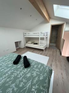 Photo de la galerie de l'établissement Maison 6 couchages entièrement rénovée, à Feurs