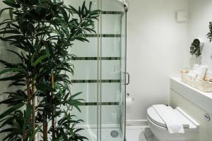 Et badeværelse på Prime Location Mews! + 22 billeder