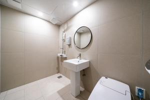 Seosan Hotel Posto的一间浴室