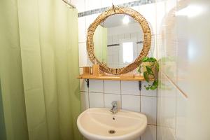 Et badeværelse på Tenerife Surf Camp