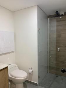 Koupelna v ubytování Estocolmo magnífico aparta estudio 307 + 10 fotografií