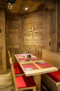 Φωτογραφία από το άλμπουμ του Alpine Classic Hotel σε Leysin