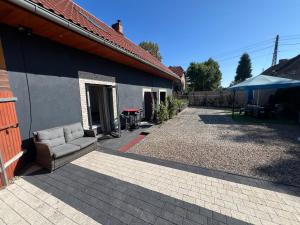 Budova, kde se aparthotel nachází