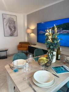 Et opholdsområde på T3Appartement de luxe Croisette en face de la plage Martinez 80m2