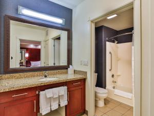 Koupelna v ubytování Residence Inn Prescott