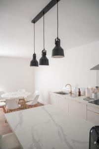 Χώρος καθιστικού στο Loustalot - Appartement lumineux 3 chambres - Parking Gratuit