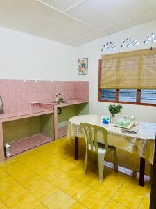 Φωτογραφία από το άλμπουμ του Homestay IKS σε Kampong Parit Baharu