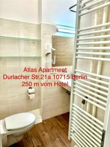Koupelna v ubytování Atlas Berlin Hotel