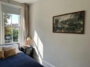 Gallery image of Charming & Cozy Richmond Retreat in Twickenham +18 photos
