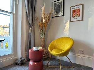 Gallery image of Charming & Cozy Richmond Retreat in Twickenham